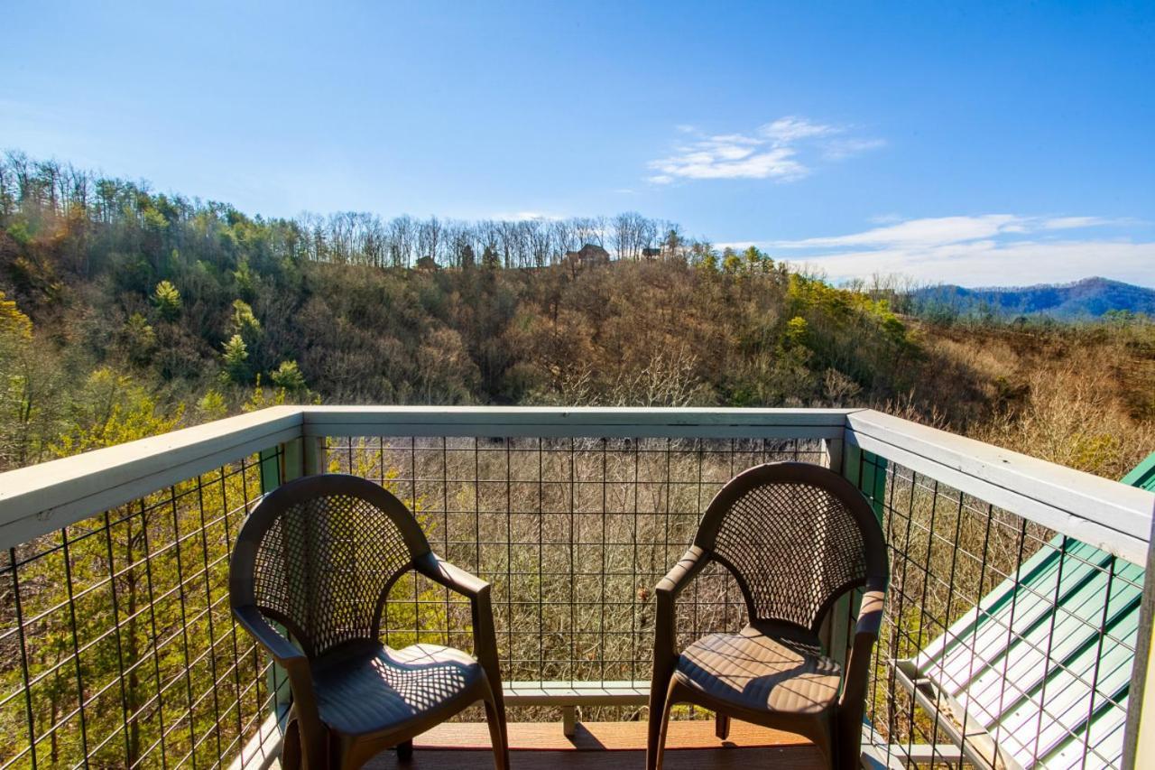 Black Bear Reserve - Mtn View, Hot Tub, Game Room Sevierville Dış mekan fotoğraf