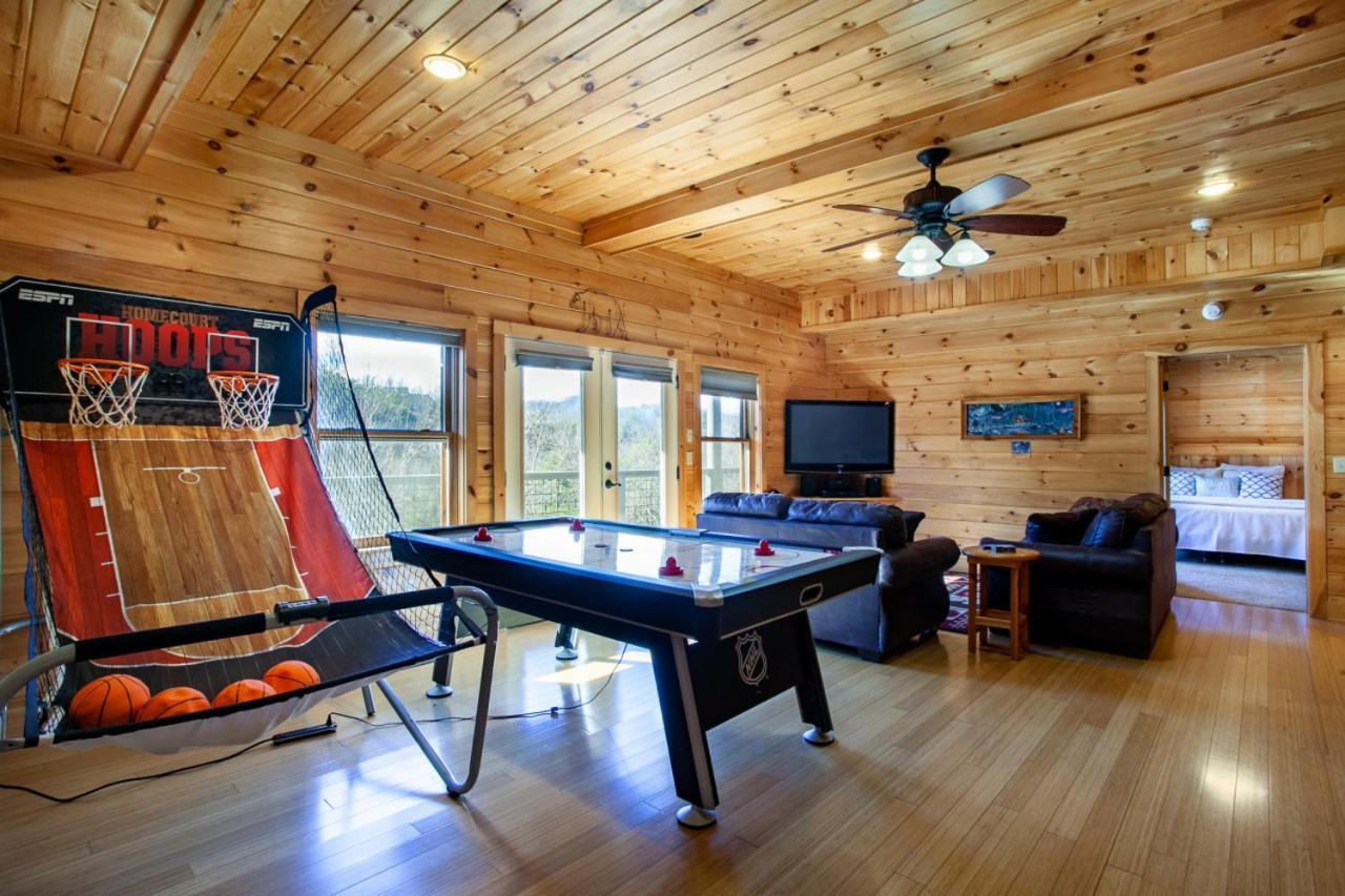 Black Bear Reserve - Mtn View, Hot Tub, Game Room Sevierville Dış mekan fotoğraf
